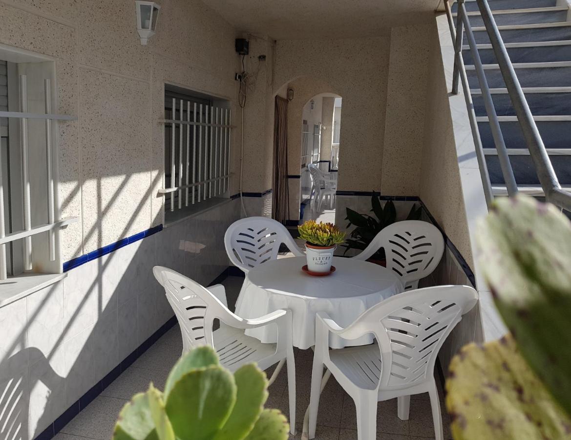 קרבונראס Apartamentos Bajel מראה חיצוני תמונה